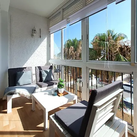 Appartement Tropicana Con Salida Directa Al Mar Y Piscina